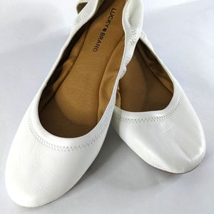NEW Lucky Brand "Emmie" White Leather Flats - 11 Women's